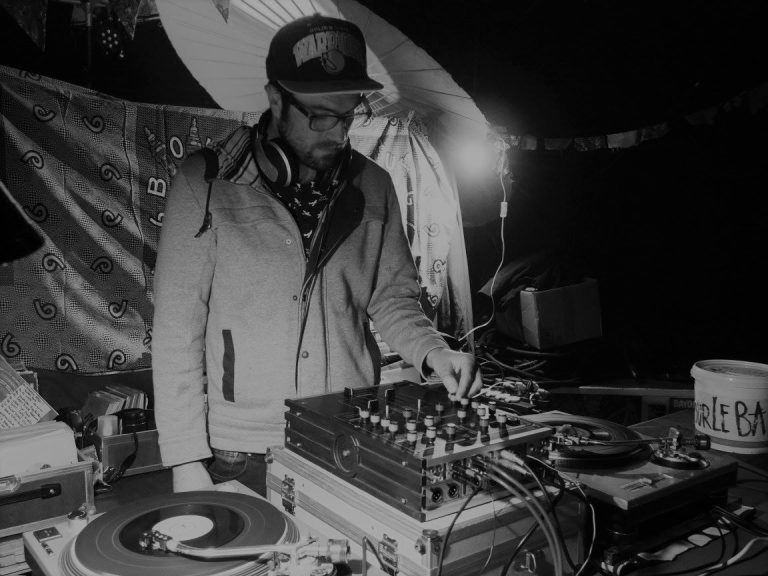Dj Captain Flirt