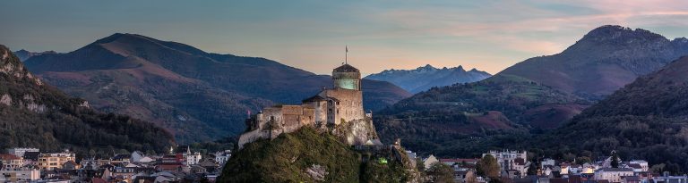 Centenaire du Château de Lourdes : Marie Bruneau et Bertrand Genié