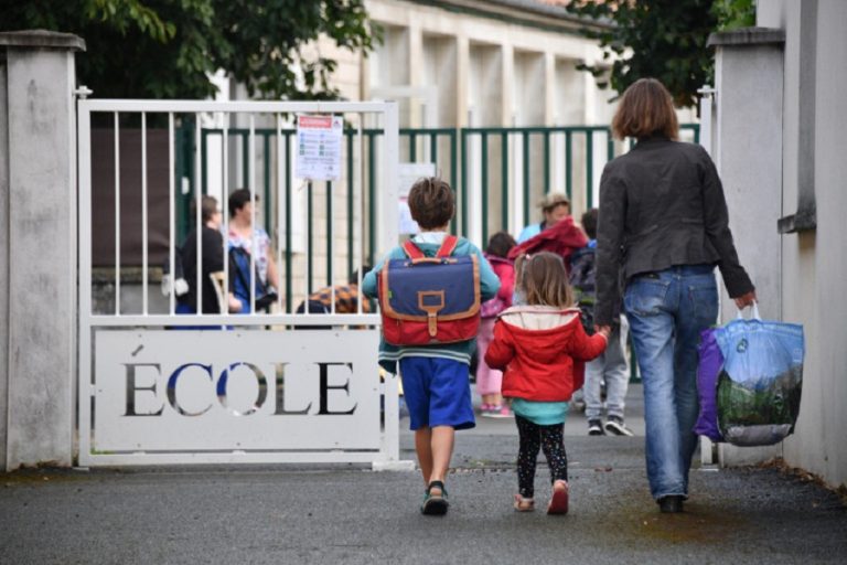 Opération "cahier de vacances" à Lourdes