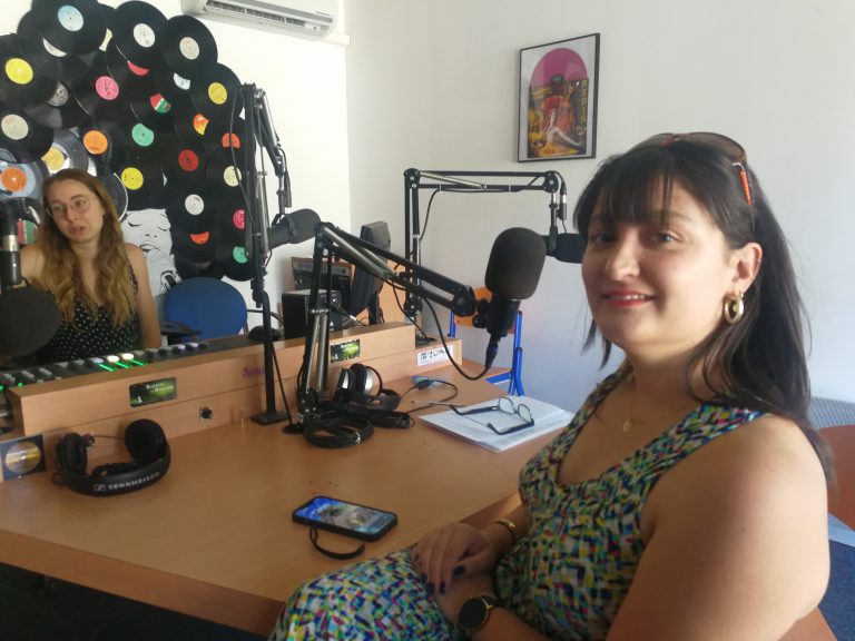 Marion Lavit de l'office de Tourisme de Luz St Sauveur dans nos studios
