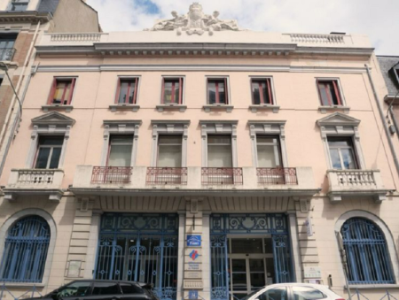 Face extérieure de l'Office de Tourisme de Tarbes - Tarbes Tourisme